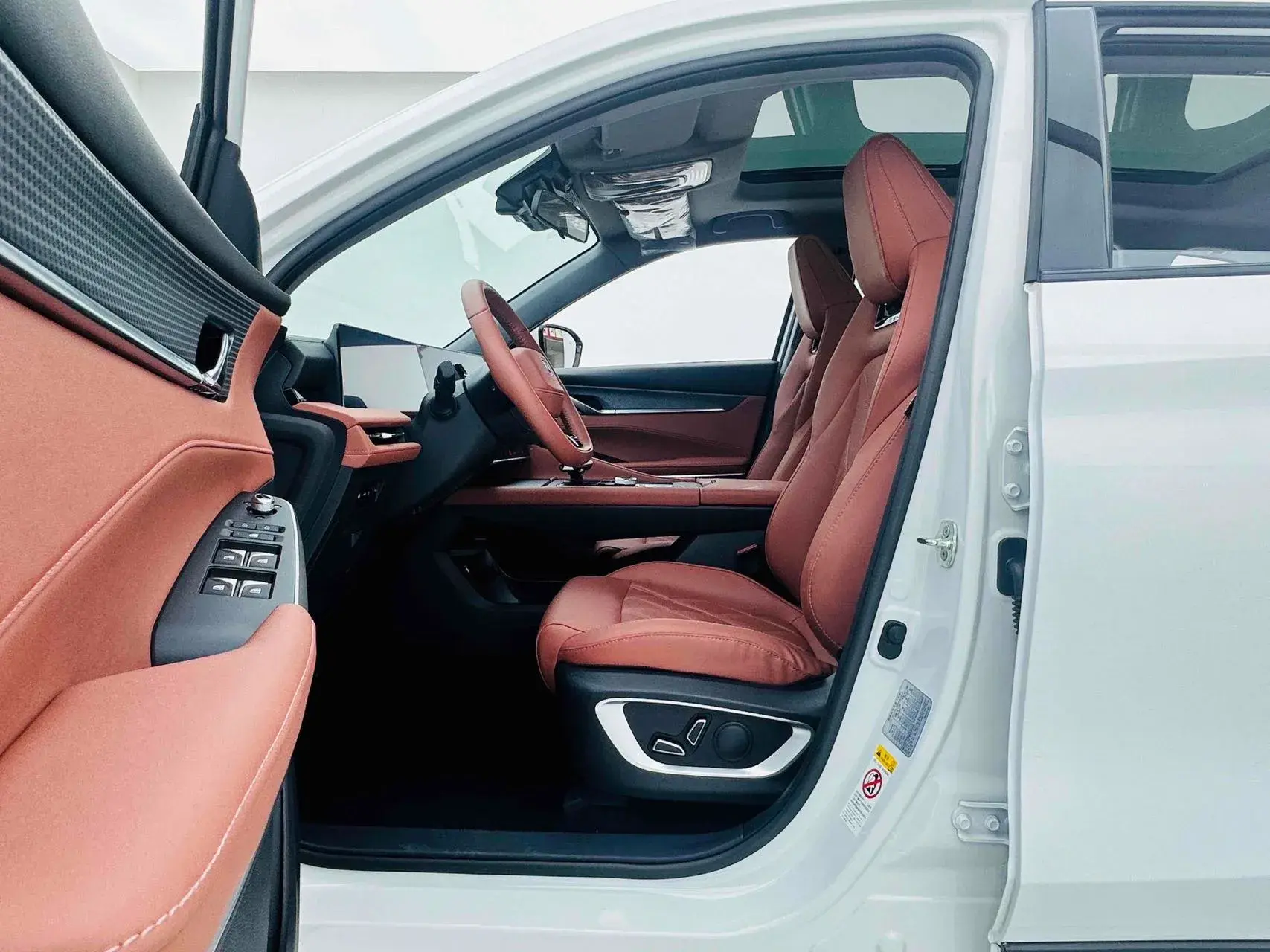 2024 CHANGAN CS75 thumbnail 4