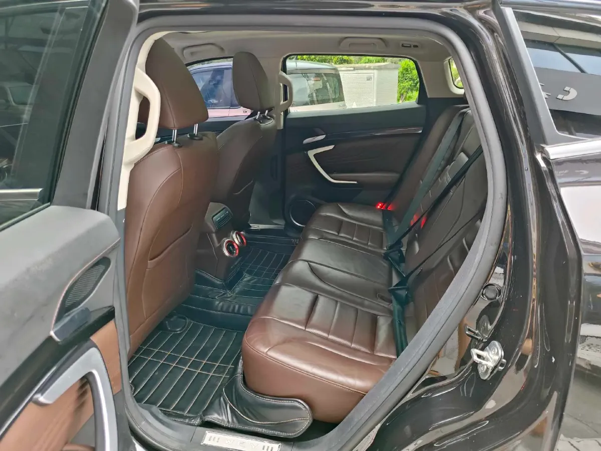 2017 Zotye T700 2.0T 190HP L4 8AT,autocango,china used car exporter,china ev exporter,chinese used car exporter,chinese used ev exporter