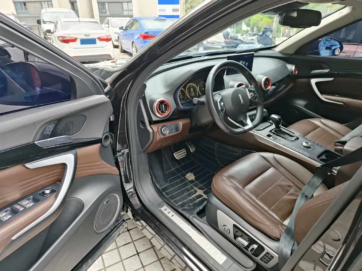 2017 Zotye T700 2.0T 190HP L4 8AT,autocango,china used car exporter,china ev exporter,chinese used car exporter,chinese used ev exporter