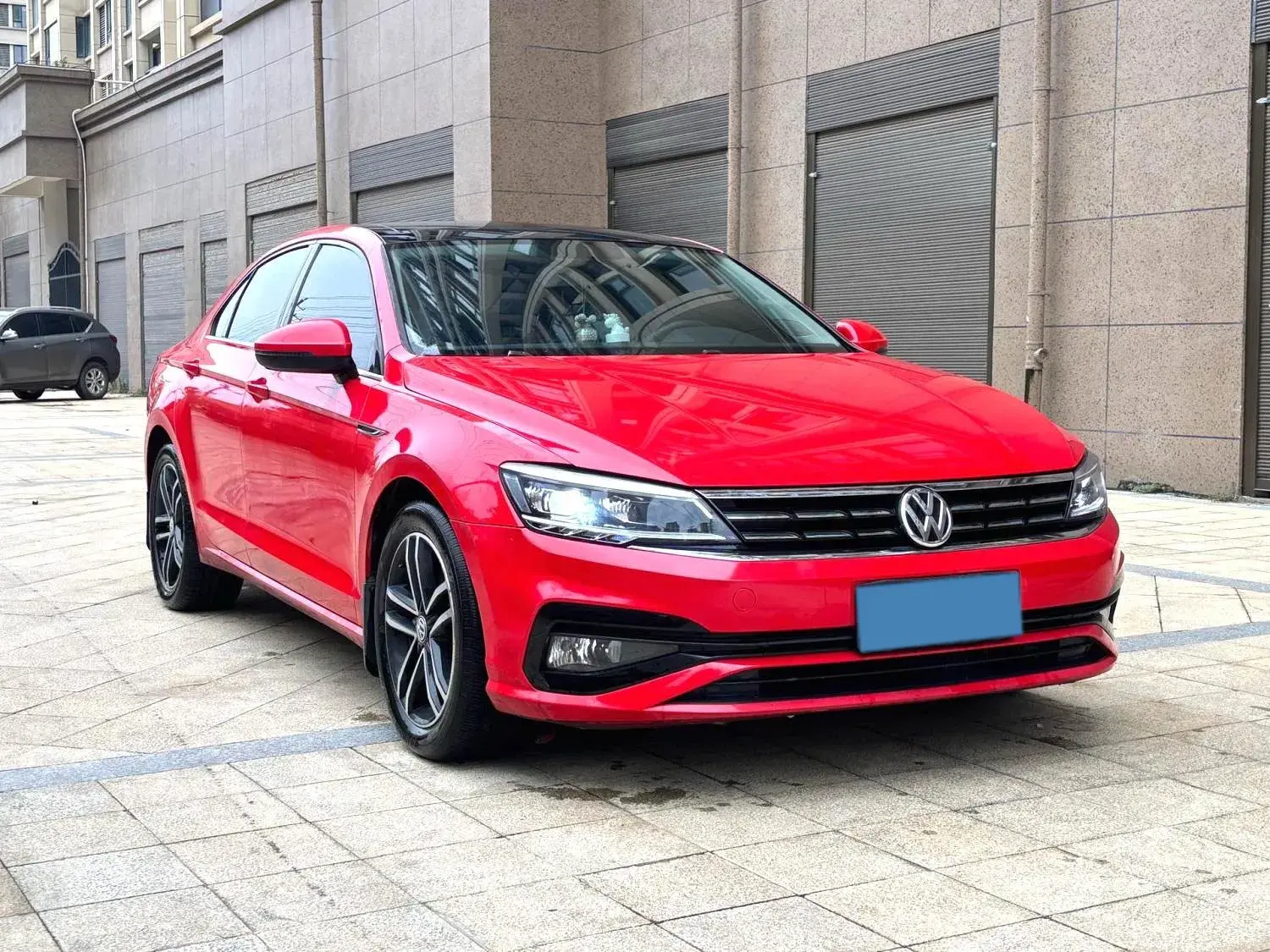 2019 VOLKSWAGEN LAMANDO thumbnail 2