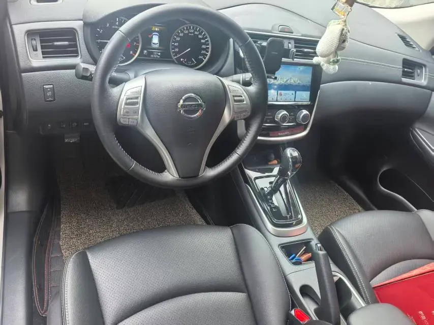 2024 Nissan Tiida 1.6L 122HP L4 CVT,autocango,china used car exporter,china ev exporter,chinese used car exporter,chinese used ev exporter