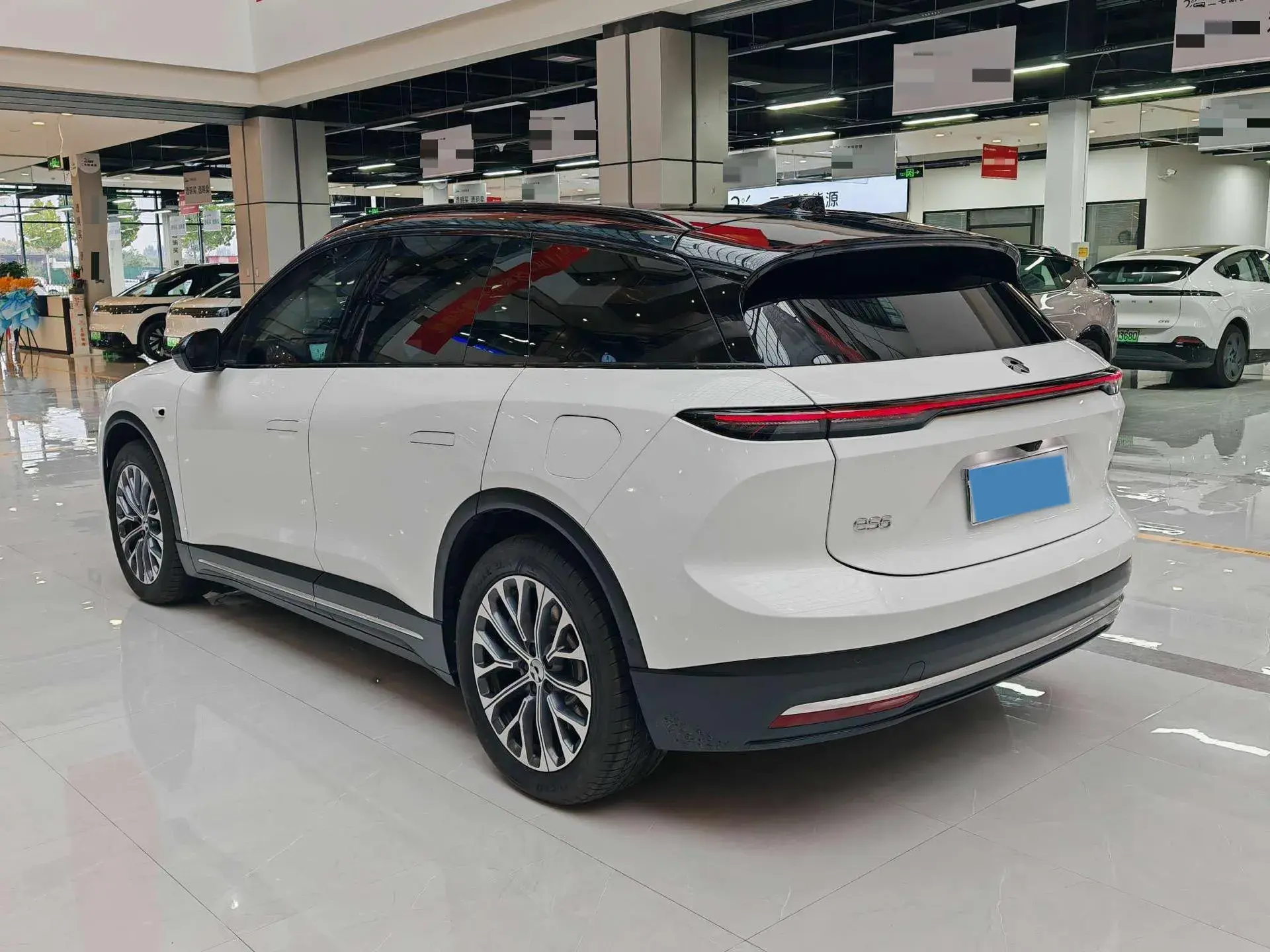 2024 NIO ES6 thumbnail 4