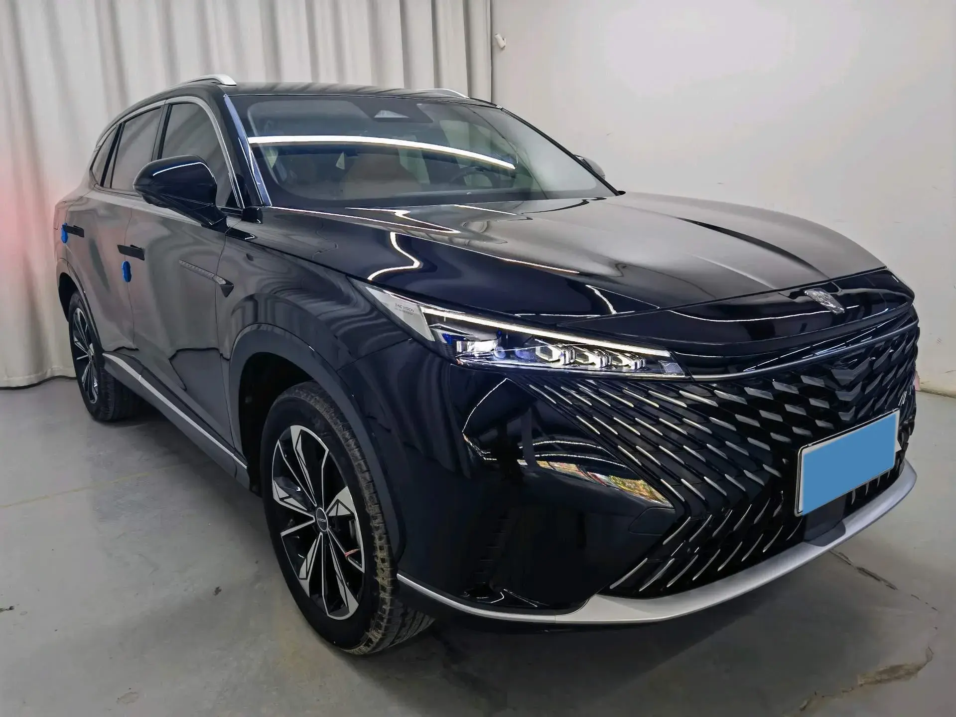 2023 ROEWE RX5 thumbnail 3