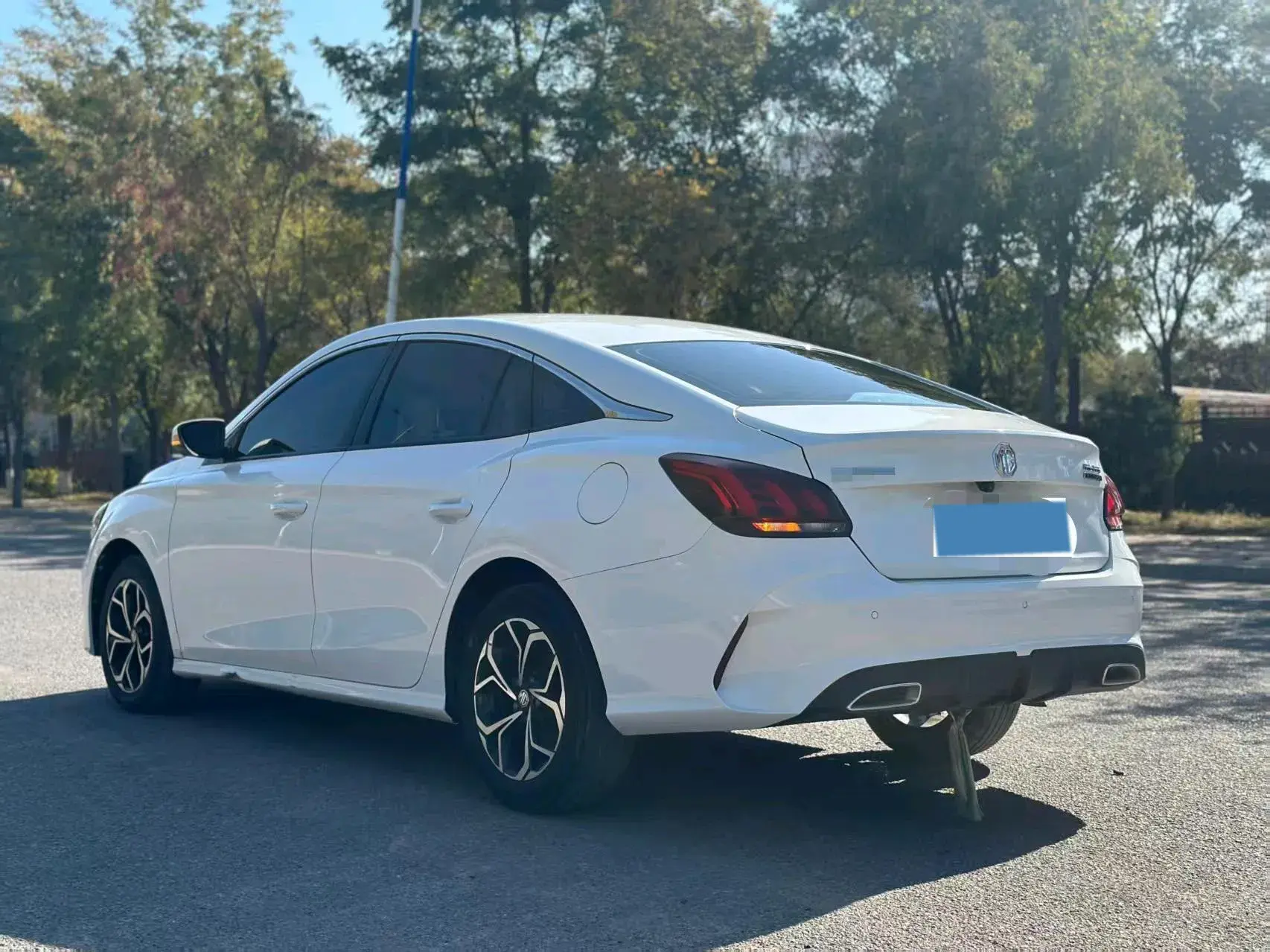 2021 MG 5 thumbnail 3