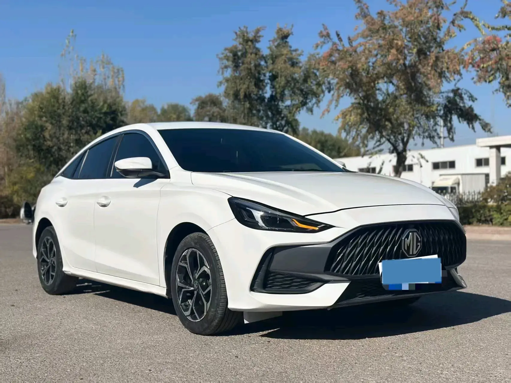 2021 MG 5 thumbnail 2