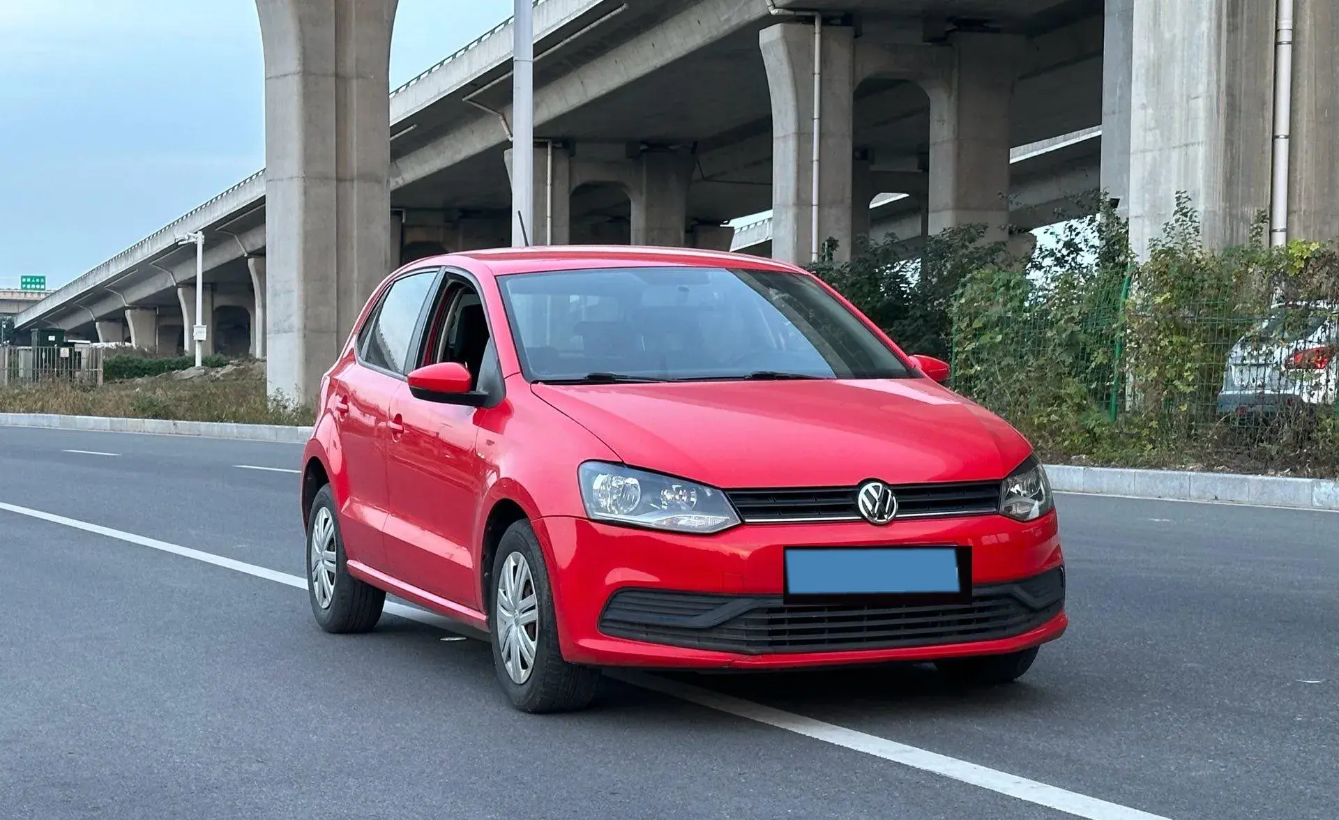 2018 VOLKSWAGEN POLO thumbnail 3
