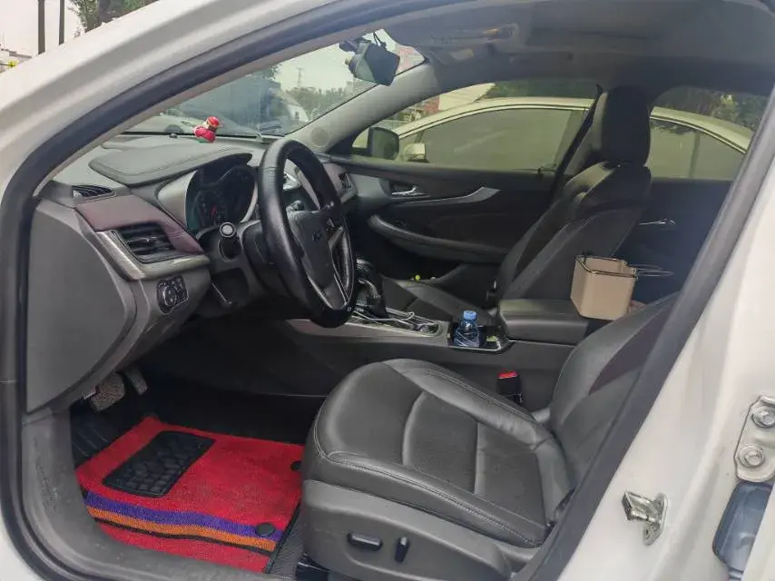 2018 CHEVROLET MALIBU thumbnail 2