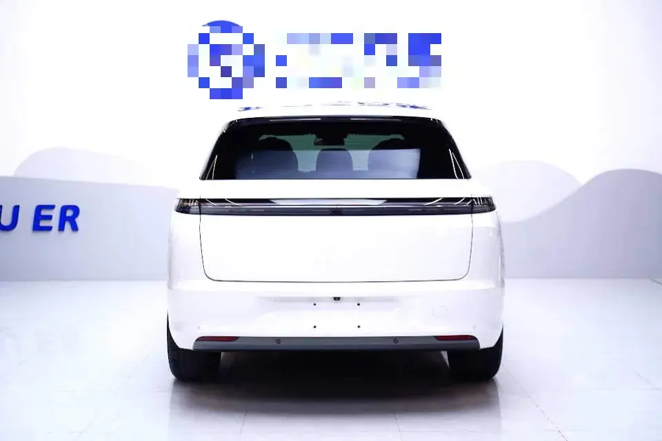 2024 LI L7 thumbnail 3