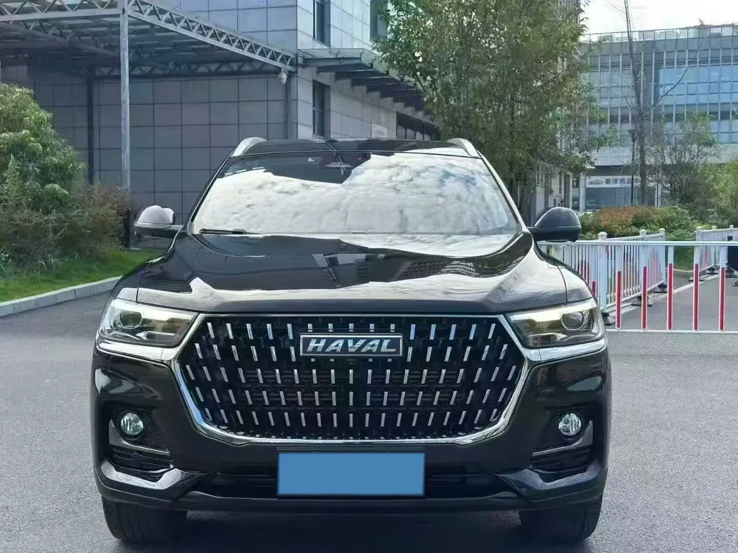 2023 HAVAL H6 thumbnail 2