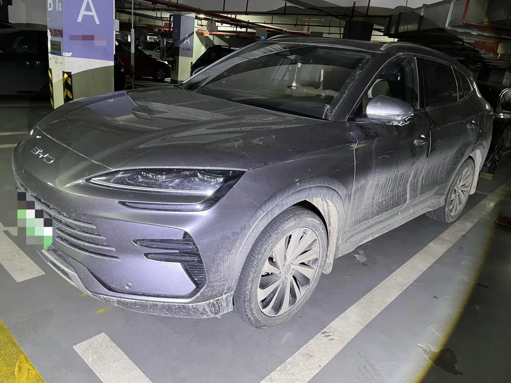 2024 BYD SONG view 1