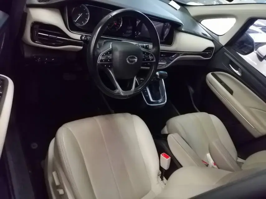 2021 GAC TRUMPCHI thumbnail 3