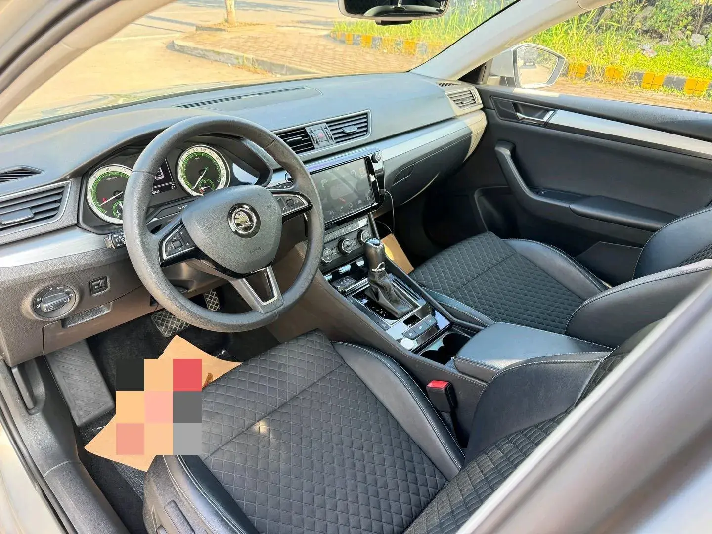 2018 SKODA SUPERB thumbnail 4