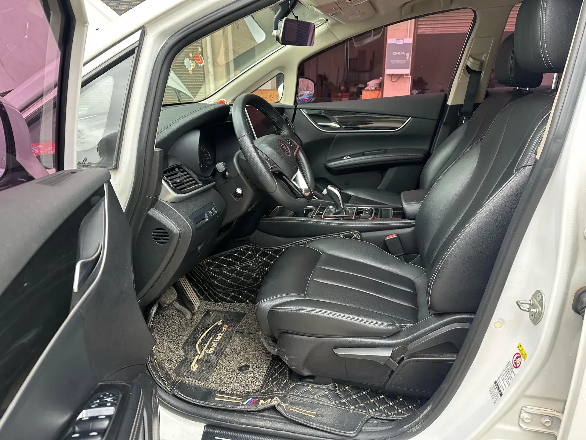 2019 BYD SONG thumbnail 3