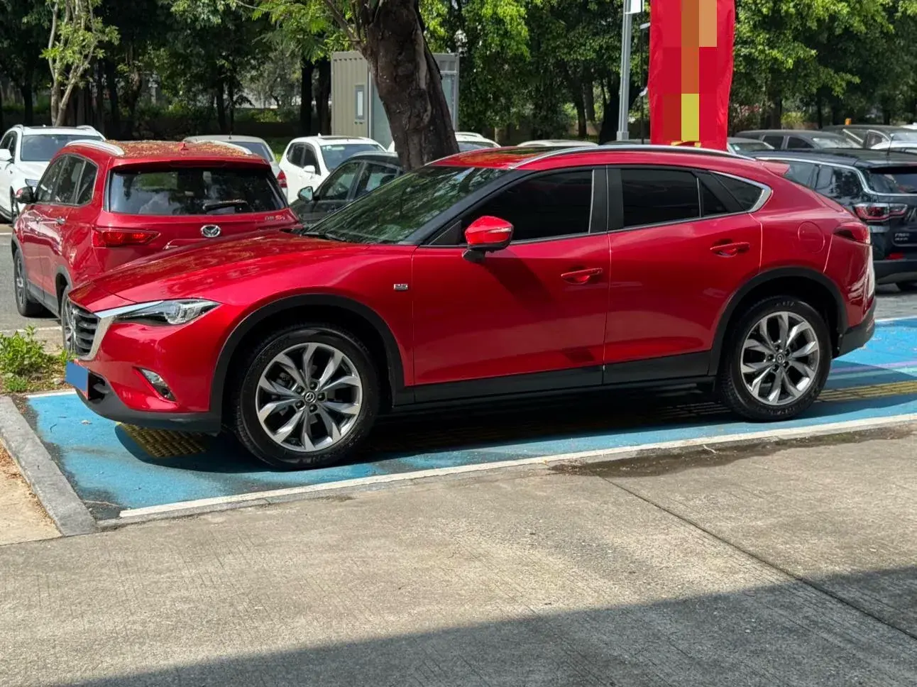 2016 MAZDA CX-4 thumbnail 2