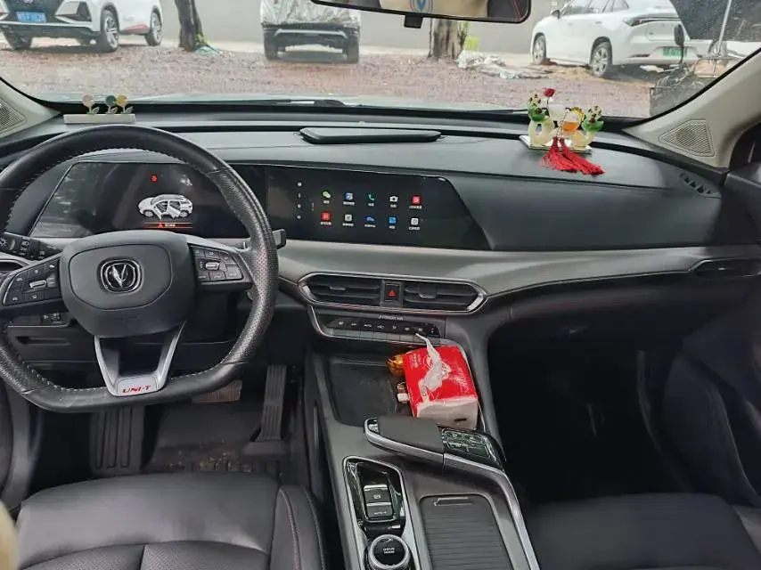 2020 CHANGAN UNI-T thumbnail 3