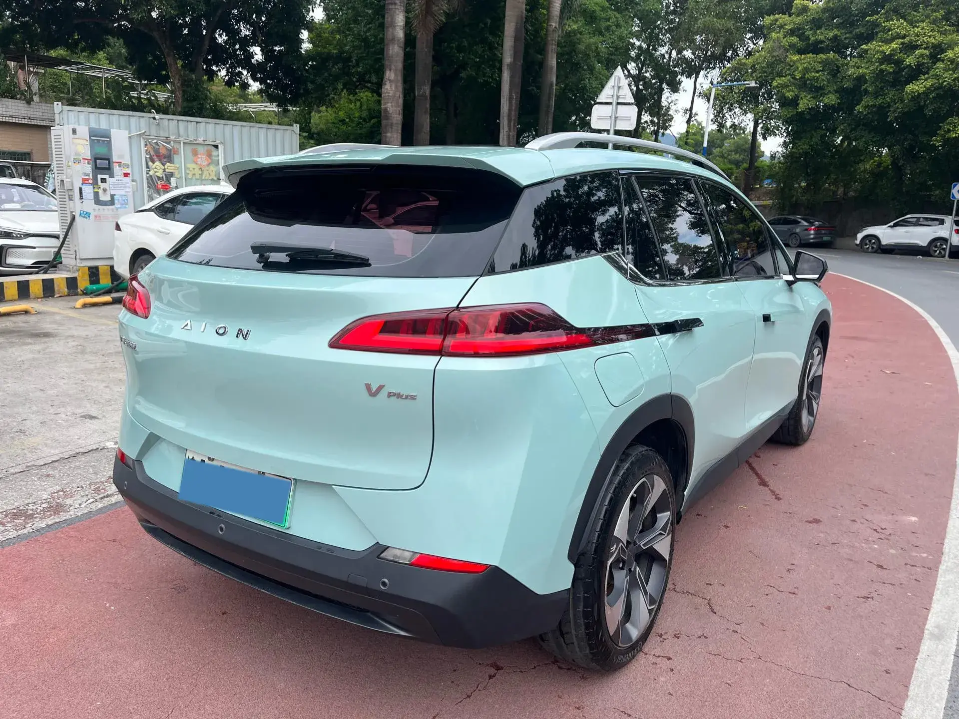 2023 AION V thumbnail 4