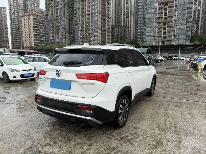 2020 BAOJUN 530 thumbnail 4