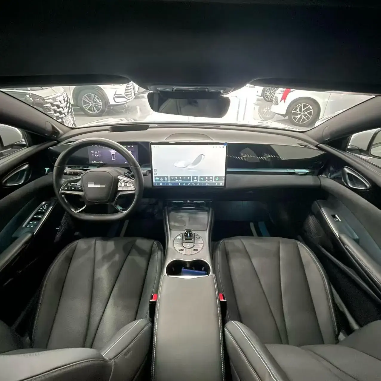 2025 BYD SEAL thumbnail 2