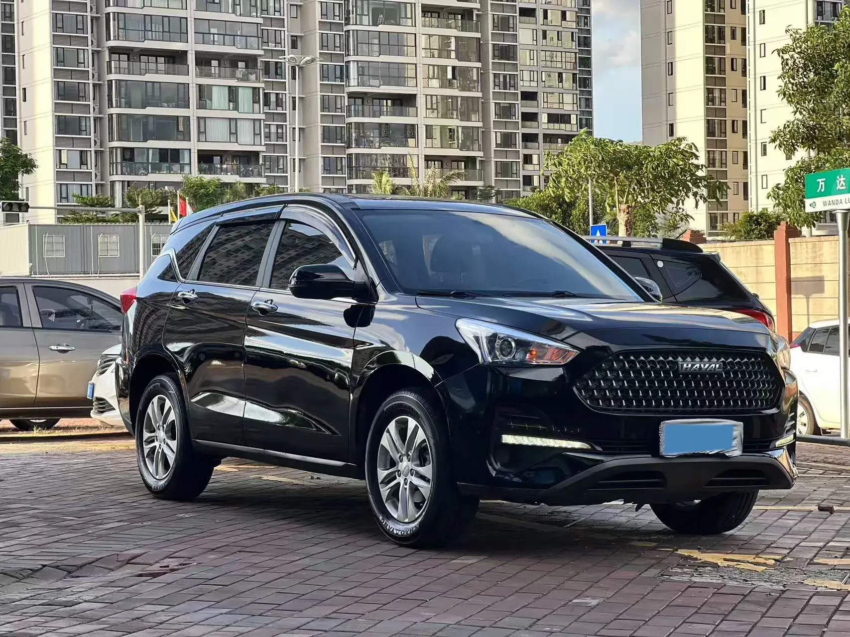 2019 HAVAL M6 thumbnail 2