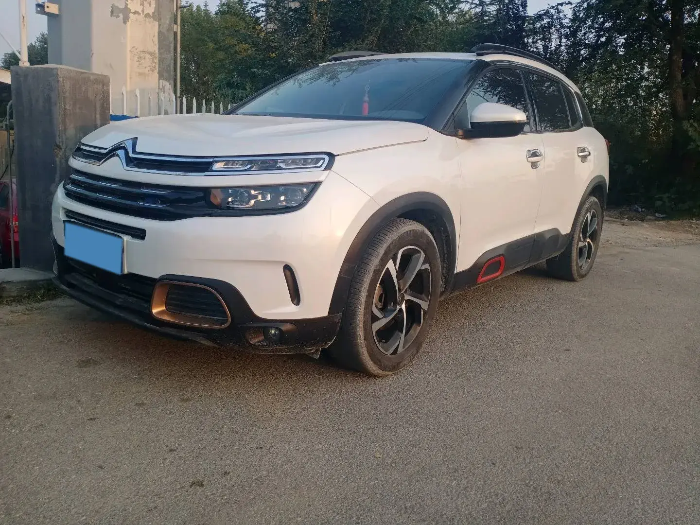2019 CITROEN C5 view 1