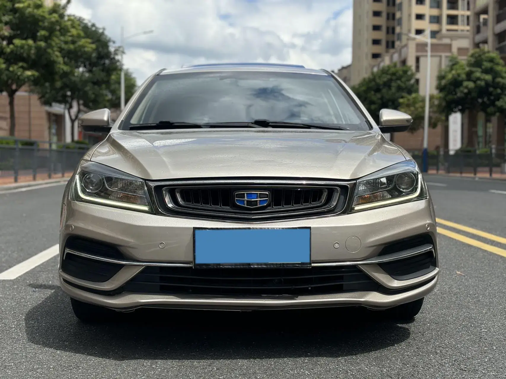 2019 GEELY EMGRAND thumbnail 2