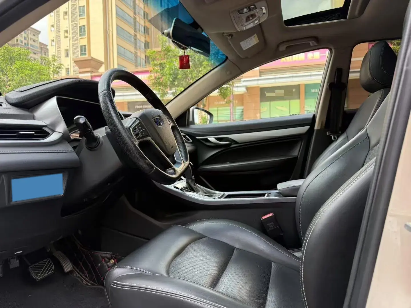 2019 GEELY EMGRAND thumbnail 4