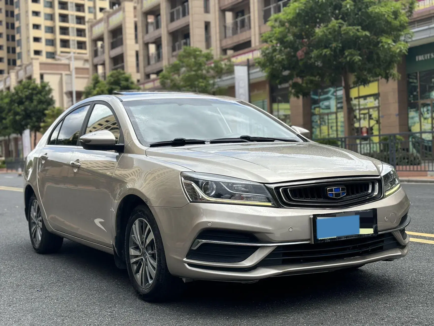 2019 GEELY EMGRAND thumbnail 3