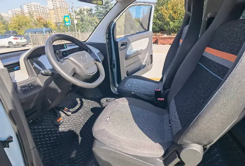 2020 WULING HONGGUANG thumbnail 4