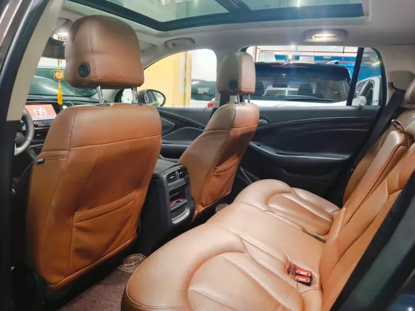 2021 Buick EnvisionPlus 1.5T 169HP L4 7DCT,autocango,china used car exporter,china ev exporter,chinese used car exporter,chinese used ev exporter