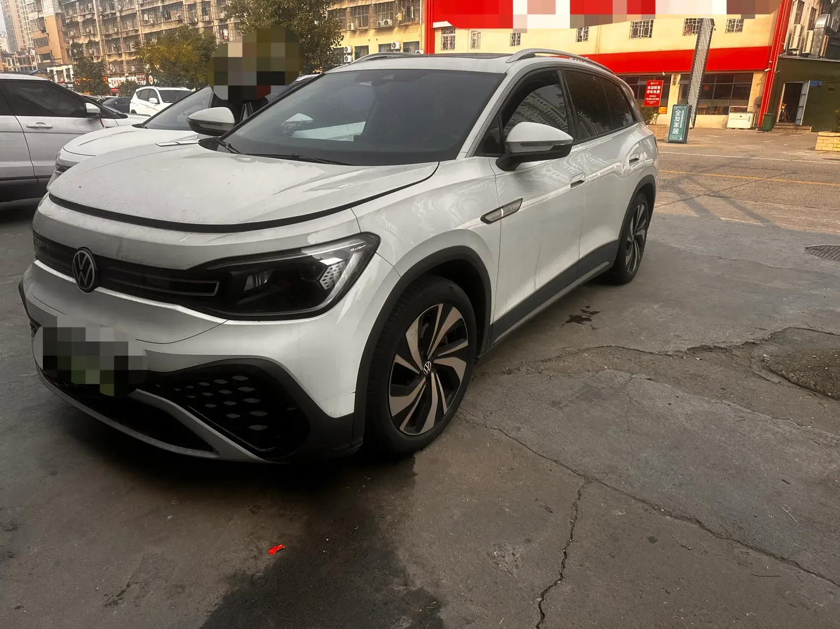 2022 VOLKSWAGEN ID.6 view 1