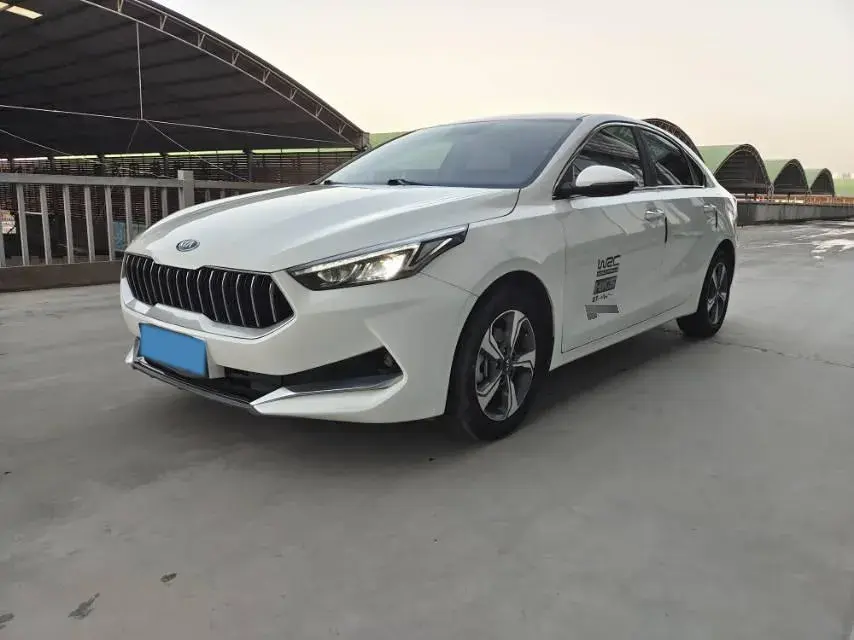 2019 KIA K3 view 1