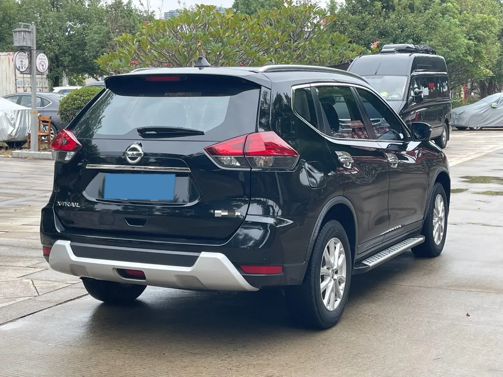 2020 NISSAN X-TRAIL thumbnail 4