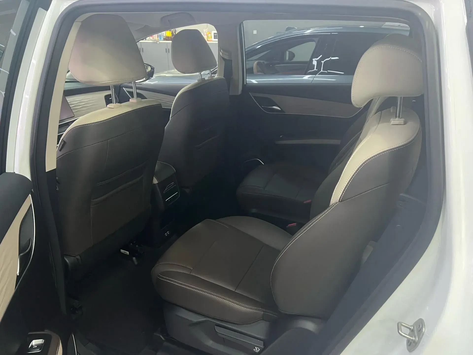 2022 BYD SONG thumbnail 4