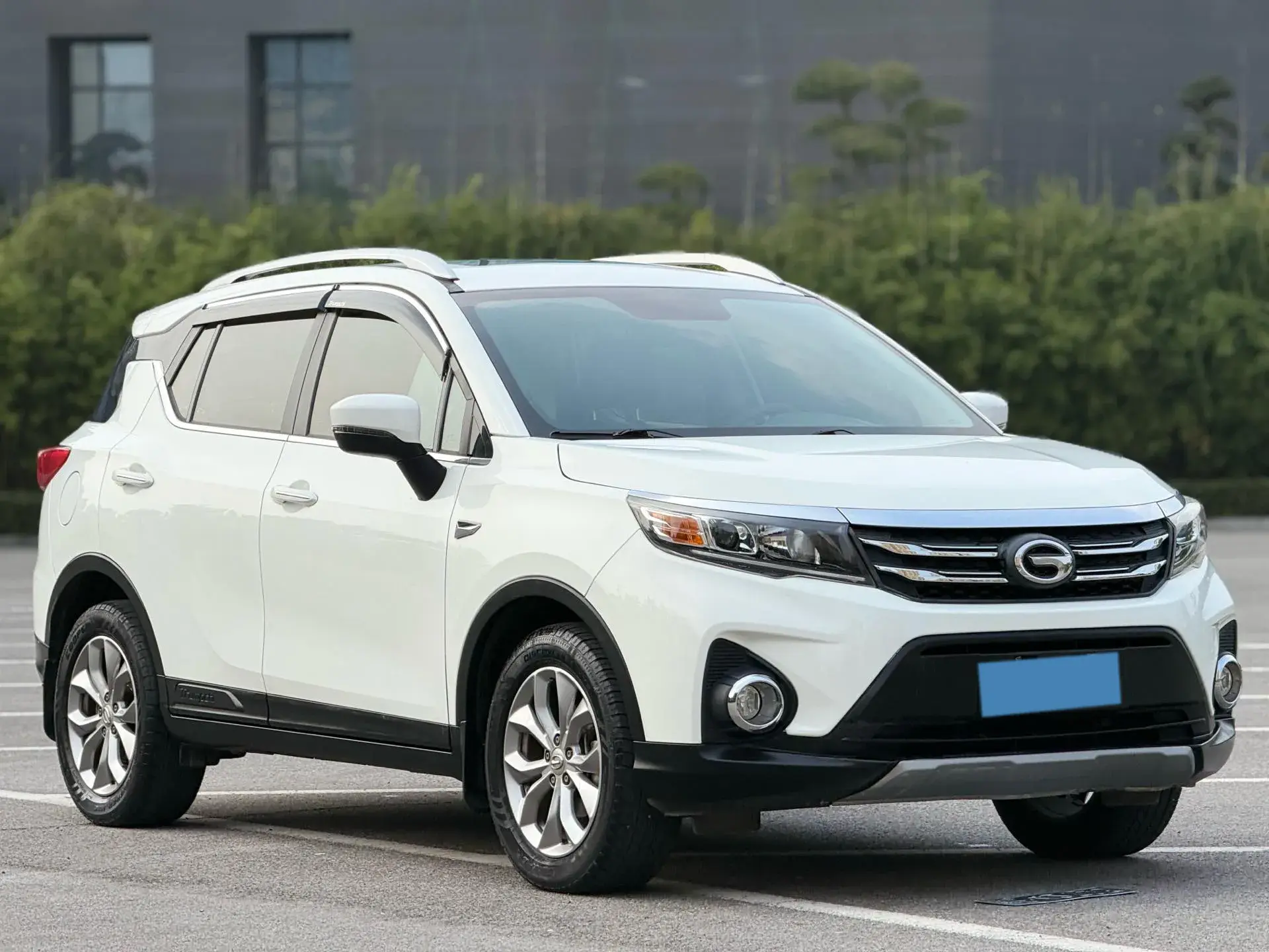 2019 GAC TRUMPCHI thumbnail 3