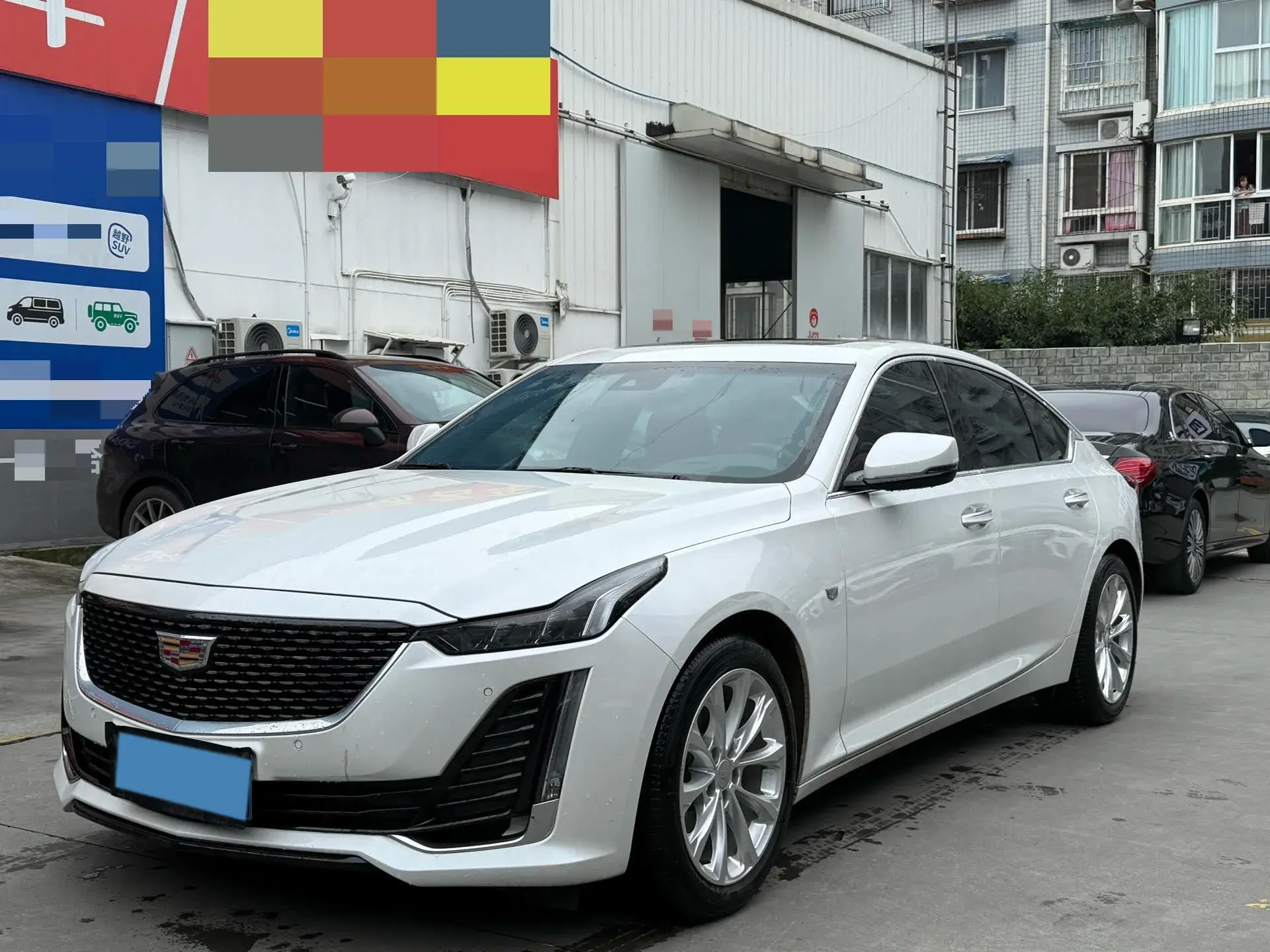 2023 CADILLAC CT5 view 1