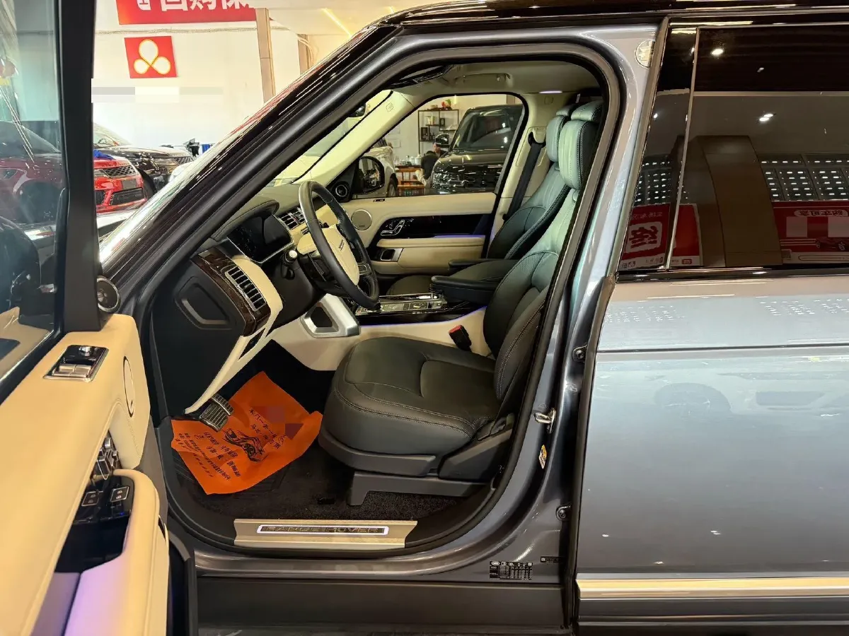 2022 Land Rover Range Rover 3.0T 400HP L6 8AT,autocango,china used car exporter,china ev exporter,chinese used car exporter,chinese used ev exporter