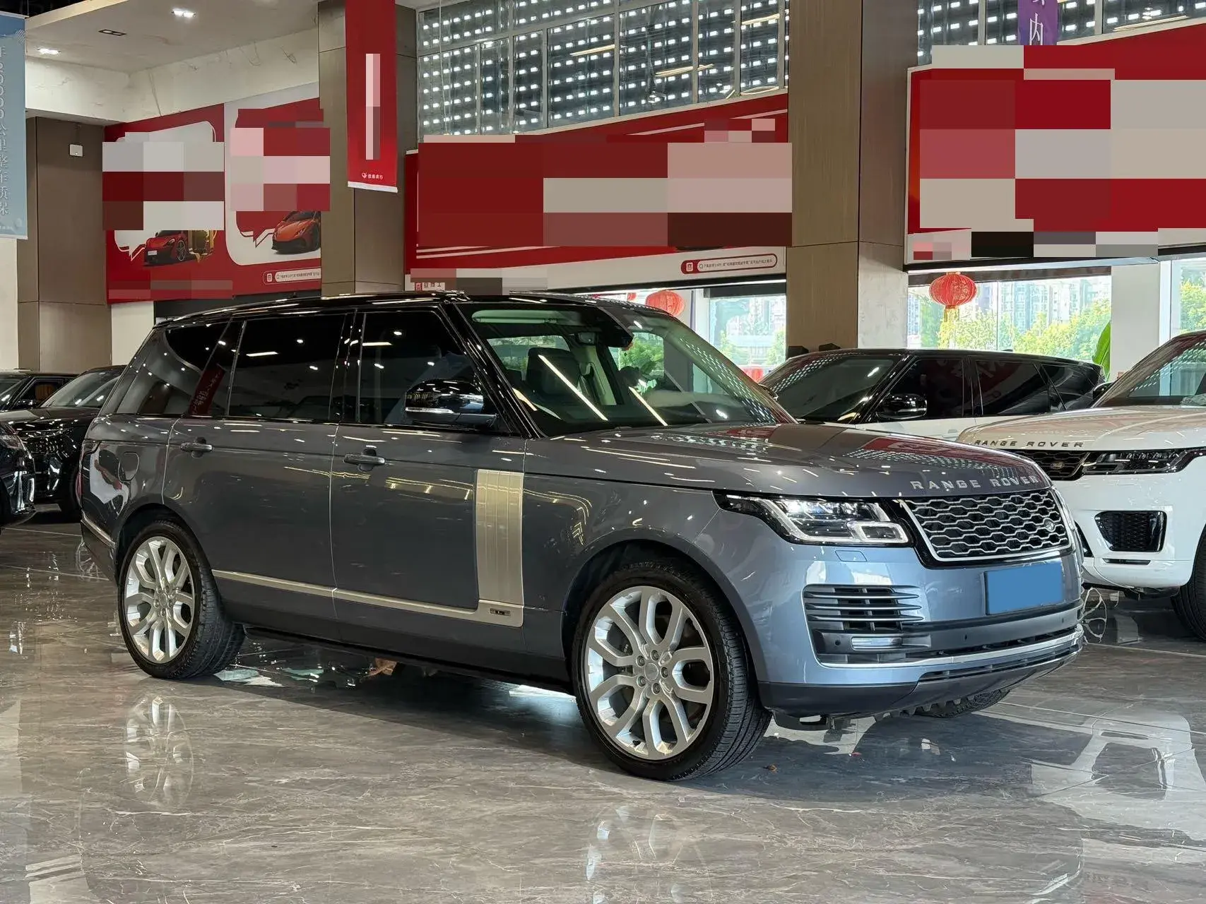 2022 LAND ROVER thumbnail 3