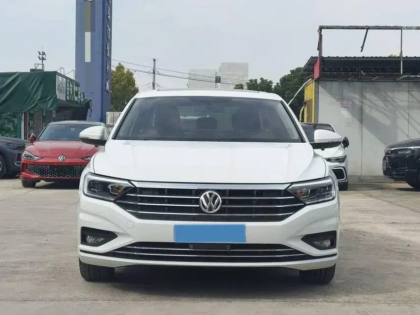 2021 VOLKSWAGEN SAGITAR thumbnail 2