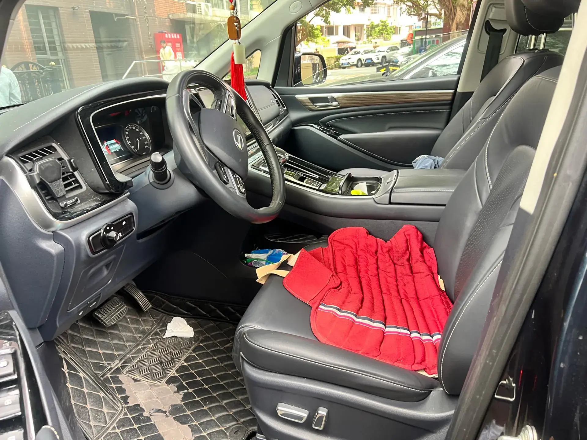 2023 GAC TRUMPCHI thumbnail 3