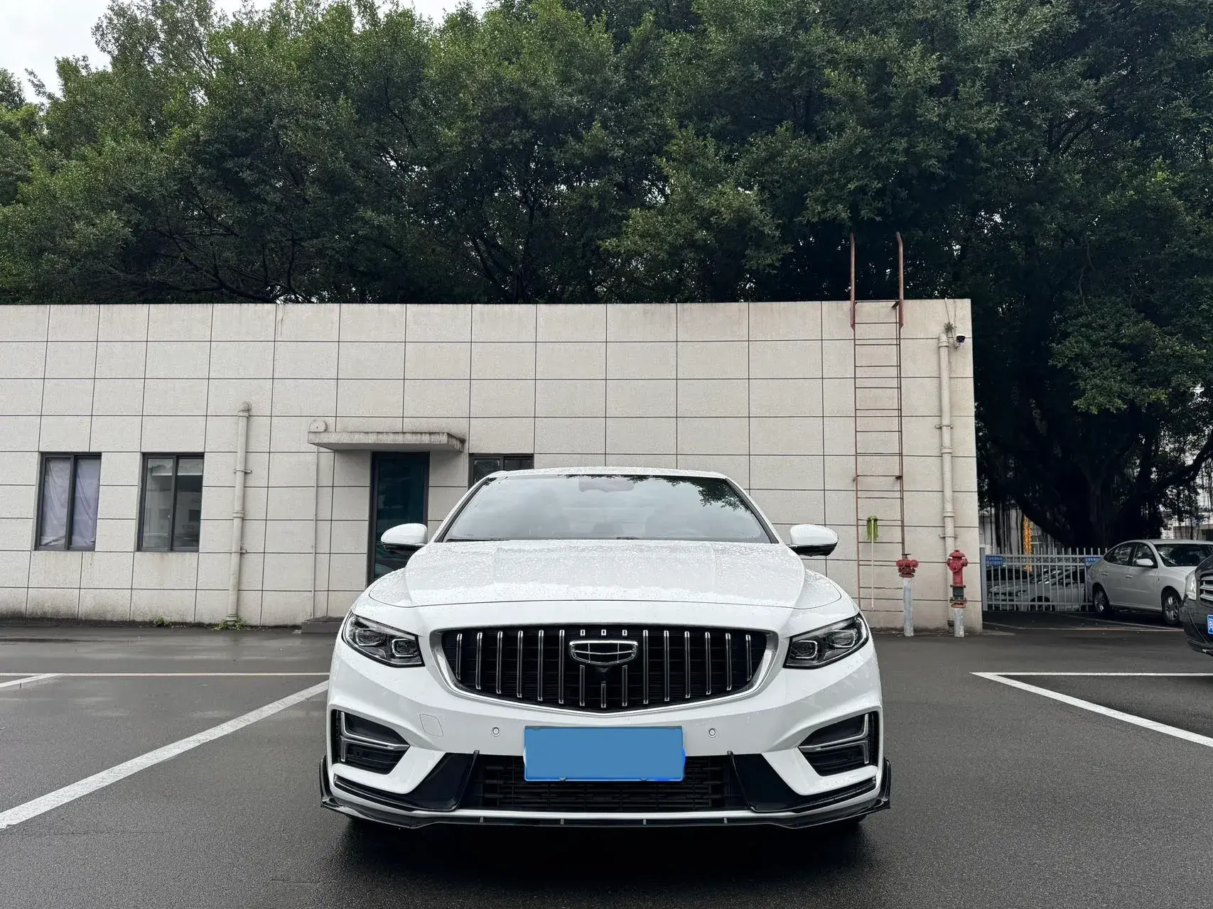 2023 GEELY PREFACE thumbnail 2