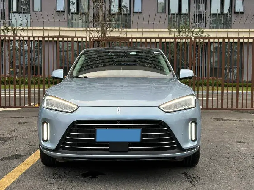 2022 AITO AITO thumbnail 2