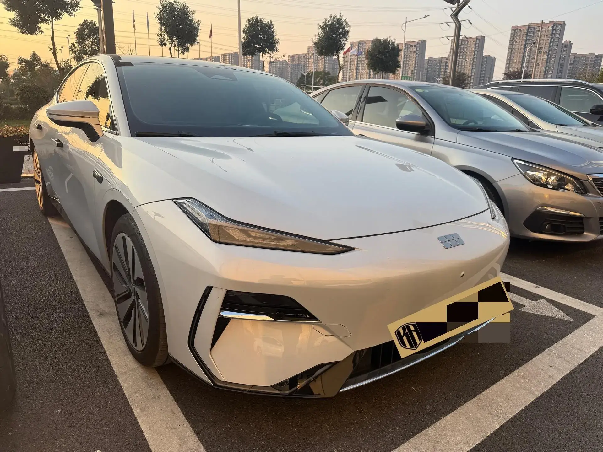 2024 GEELY GALAXY thumbnail 2