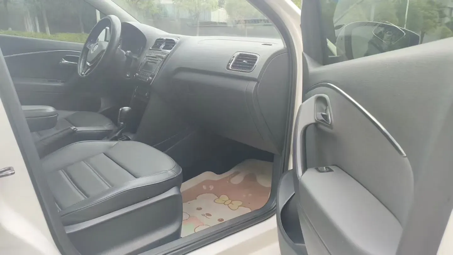 2014 Volkswagen Polo 1.4L 90HP L4 6AT,autocango,china used car exporter,china ev exporter,chinese used car exporter,chinese used ev exporter