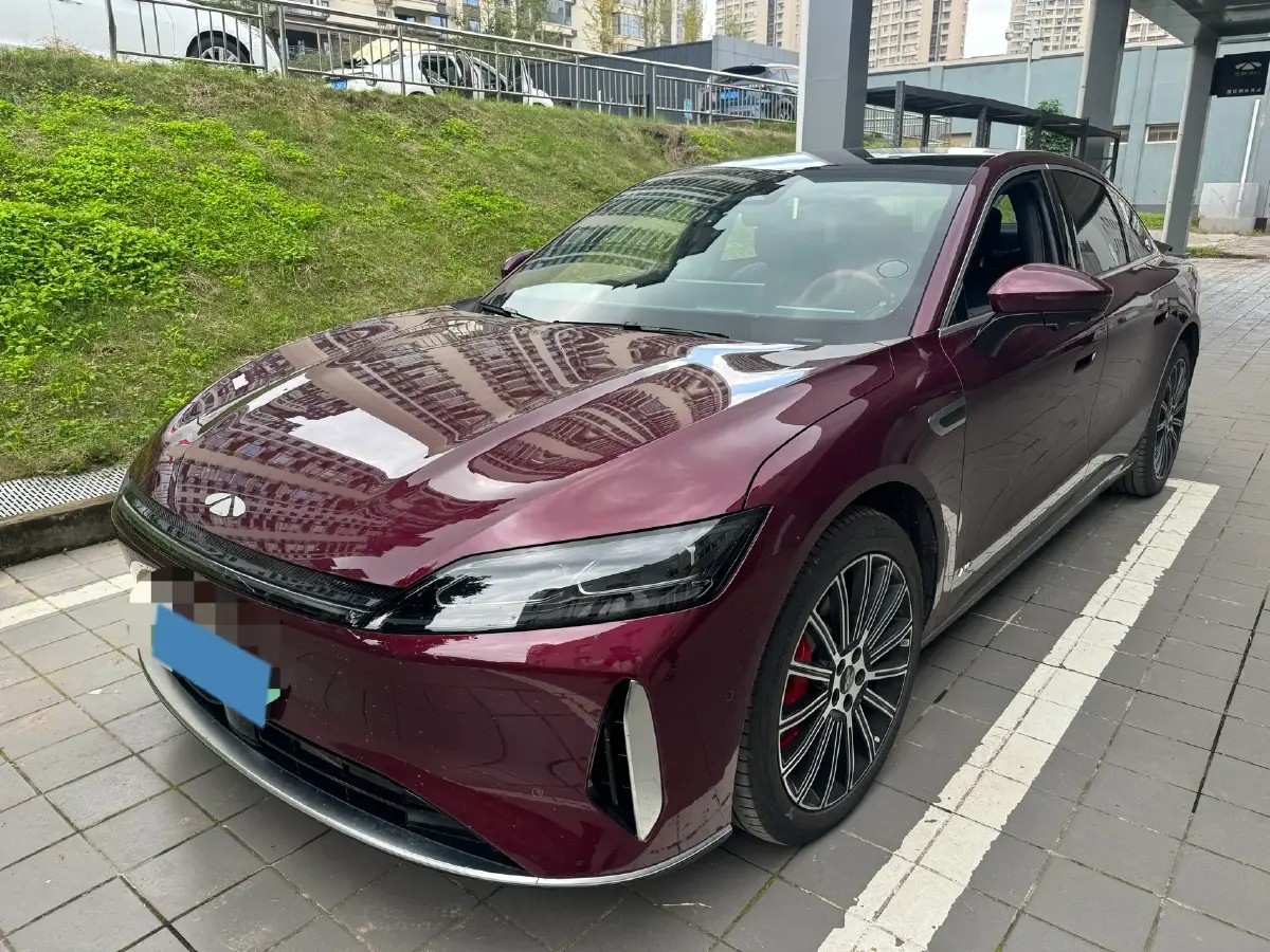 2025 Fulwin FulwinA9L 1.5T 156HP L4 1DHT PHEV