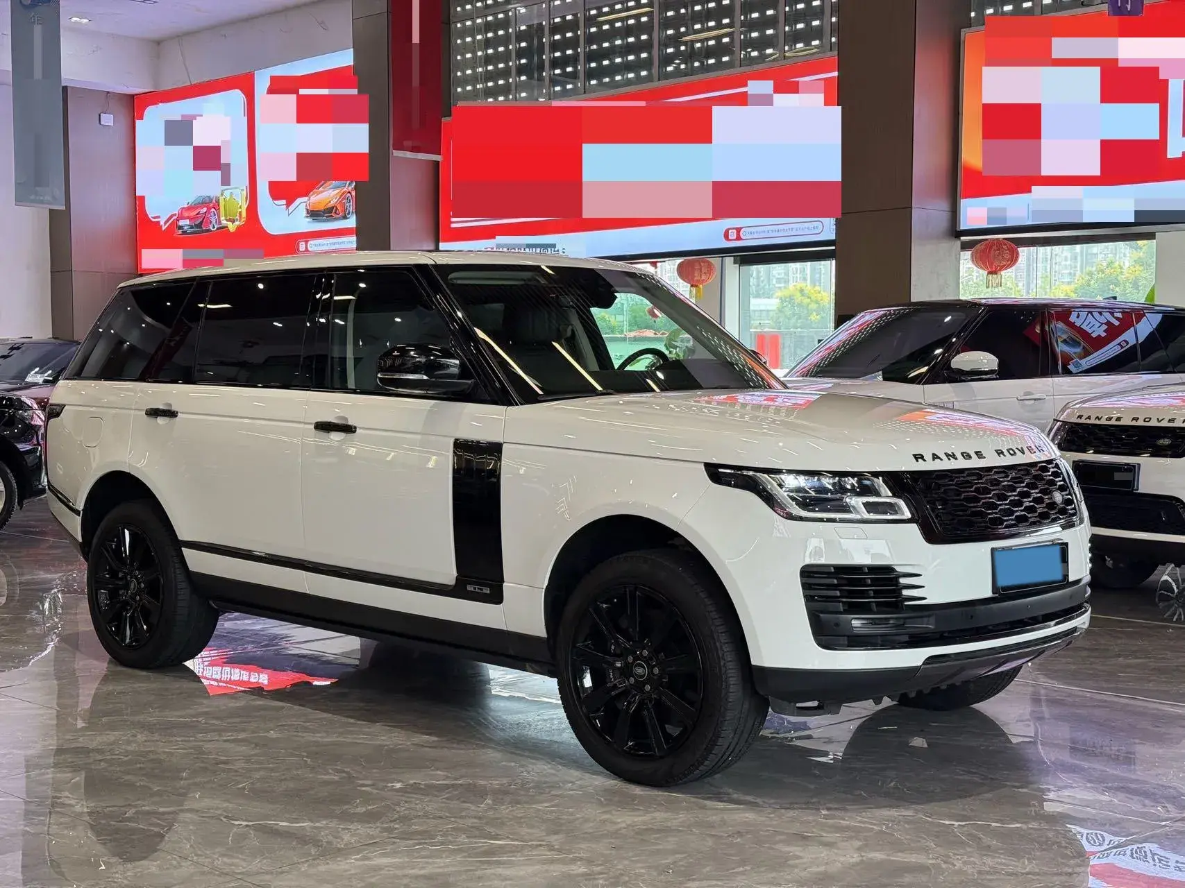 2020 LAND ROVER thumbnail 3