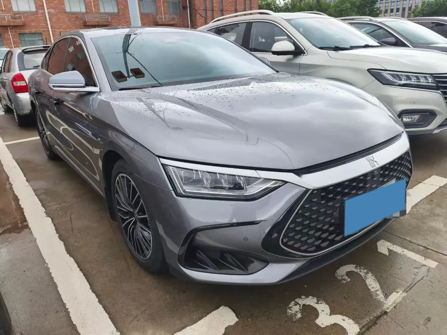 2023 BYD HAN thumbnail 2