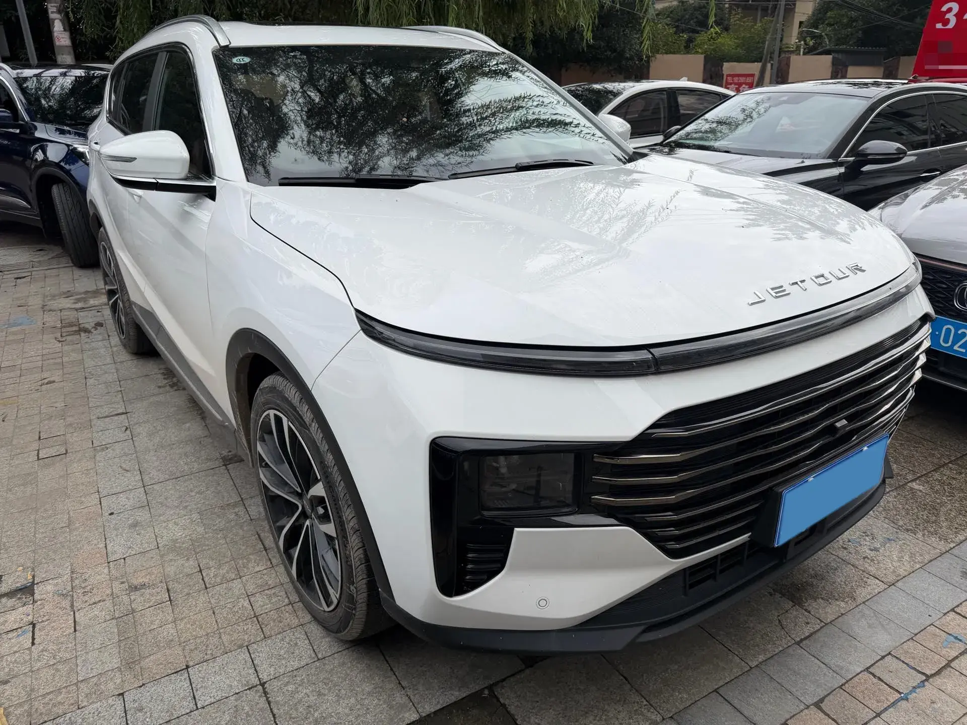 2025 JETOUR X70 thumbnail 3