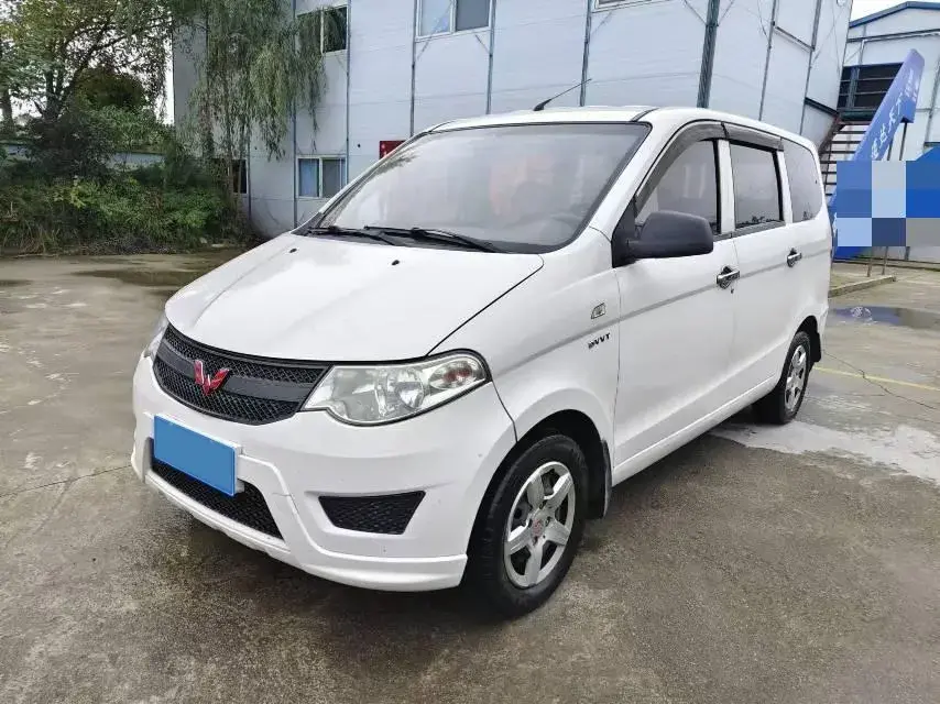 2018 WULING HONGGUANG view 1