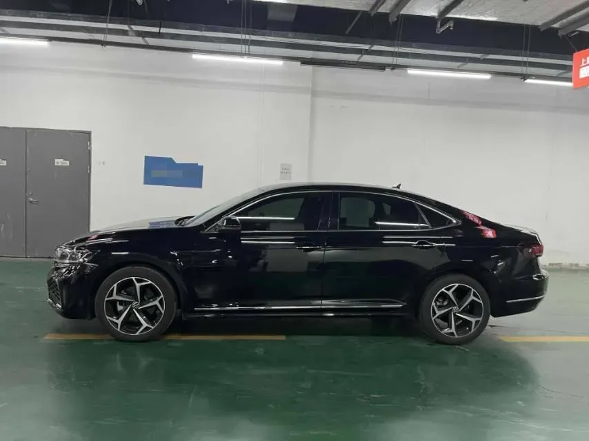 2023 Volkswagen Passat 2.0T 186HP L4 7DCT,autocango,china used car exporter,china ev exporter,chinese used car exporter,chinese used ev exporter