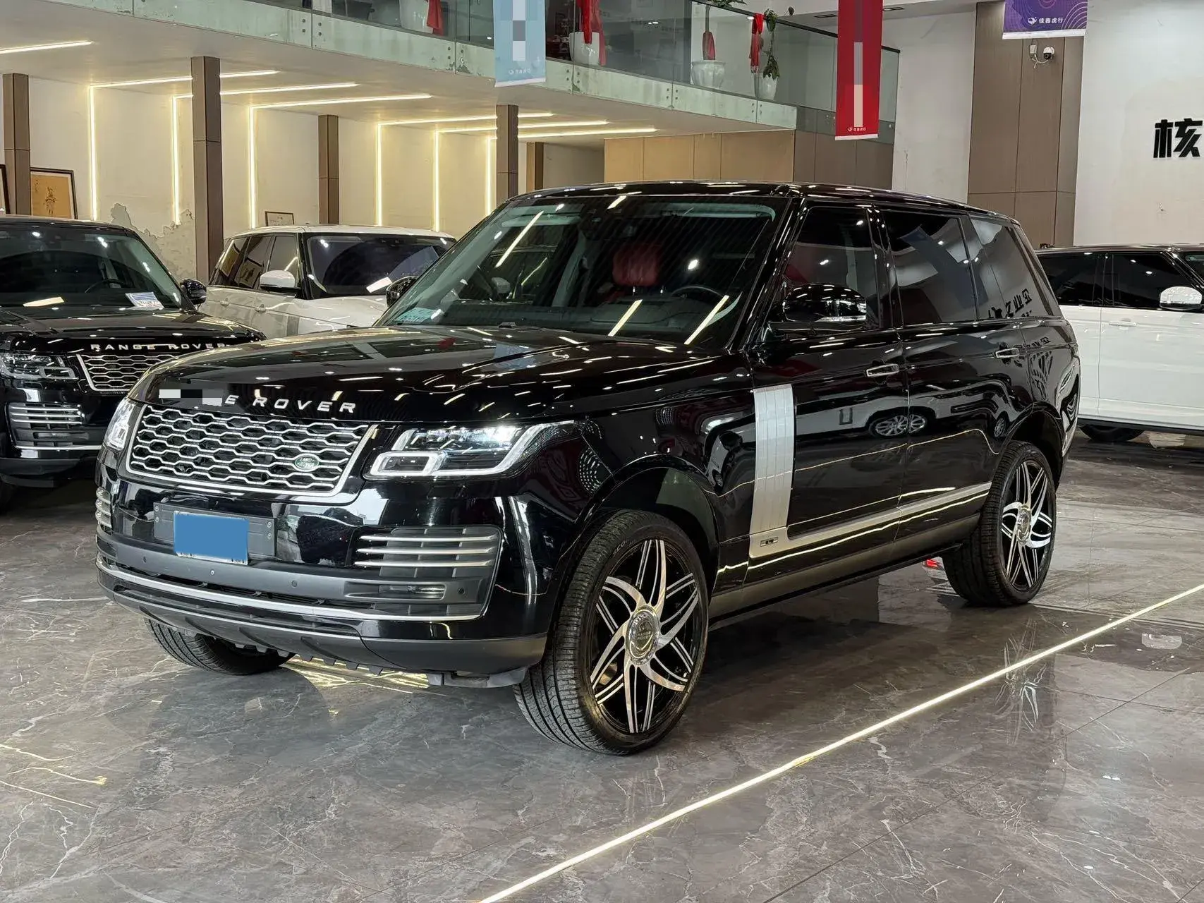 2018 LAND ROVER view 1